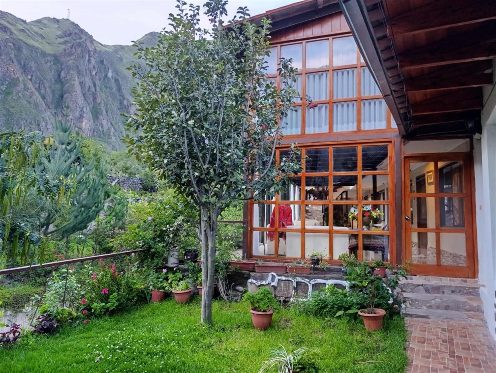 Hotel Humantay Lodge Ollantaytambo Exterior photo